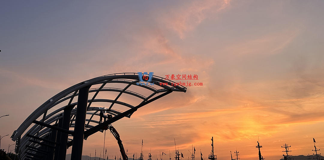 全面加速建設，創(chuàng)建優(yōu)質(zhì)精品工程